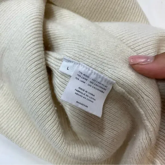 NAADAM Off The Shoulder Cardigan Size Large - Picture 6 of 8